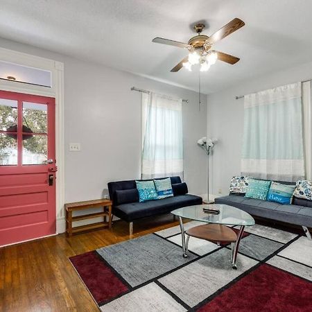 Cozy Sea Breeze Bungalow - 2 Mins To The Beach Galveston Buitenkant foto